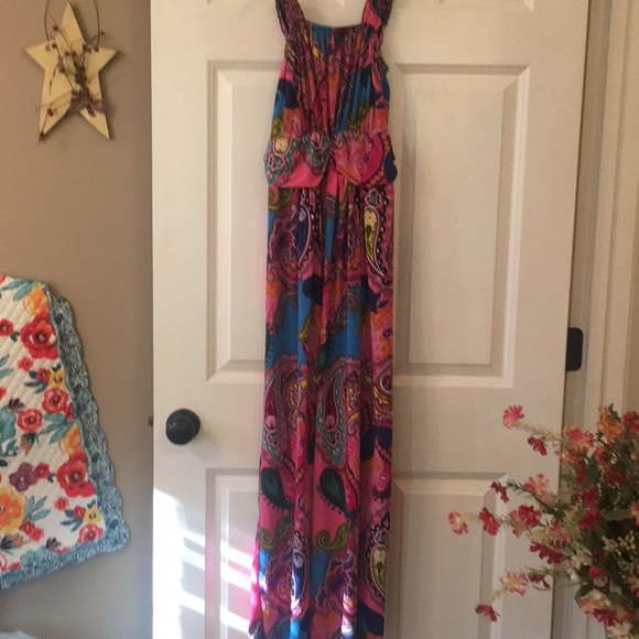 Win Win Dresses & Skirts - Win Win pleated maxi women’s l-xl BNWOT